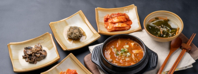 Taste of Korea: Popular Street Food Recipes You Can Make at Home!